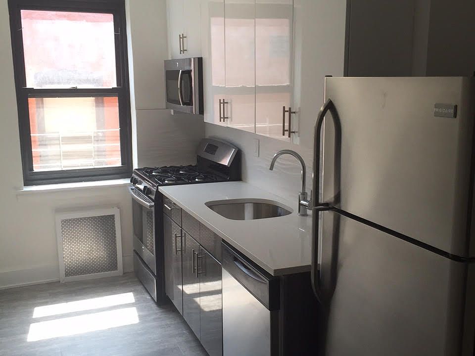 2nd image of 13248 41st Rd #2G