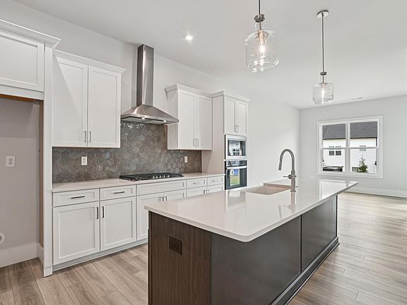 2nd image of 8036 Brookbank Dr