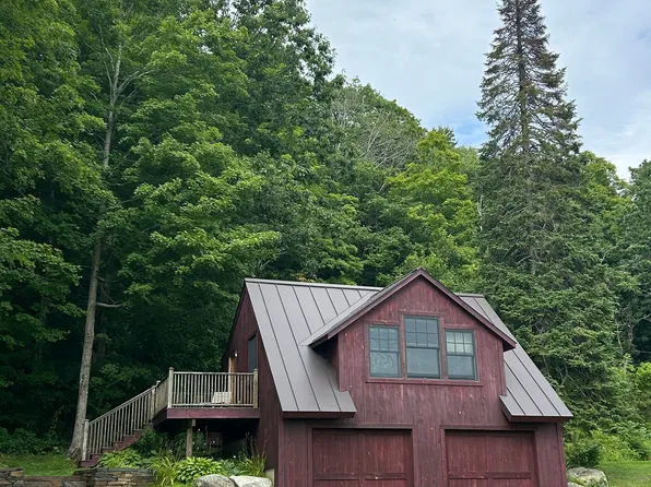 (undisclosed Address), Lee, MA 01238
