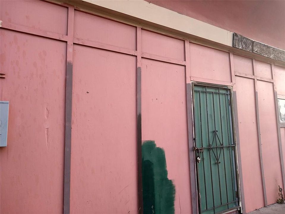 2nd image of 5214 Harrisburg Blvd