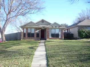 1801 Sherwood Pl, Carrollton, TX 75006
