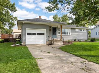 200 Hubbell St, Martelle, IA 52305