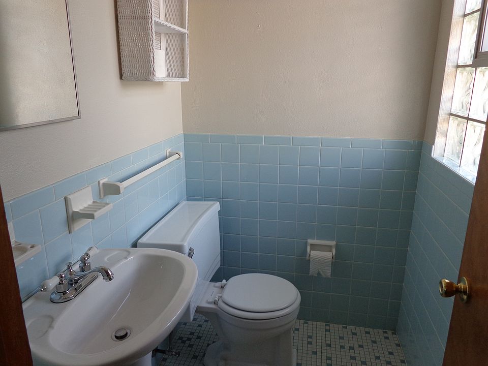 1st image of 319 Southwark Ln