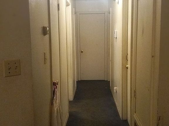 4th image of 1423 N 48th Ave