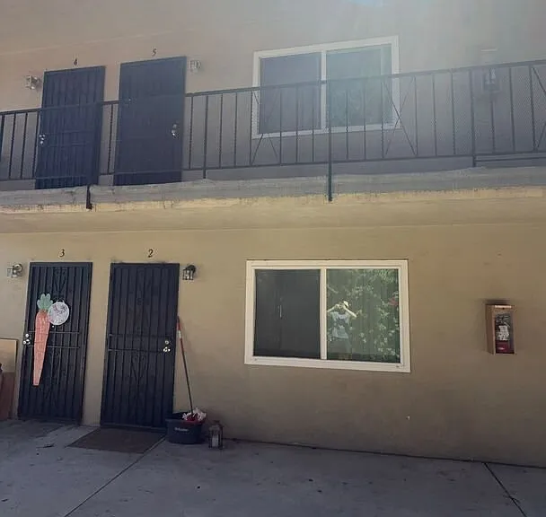 3348 Santa Fe Ave — Photo 9