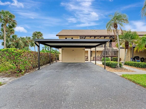 340 Three Lakes Ln Unit O, Venice, FL 34285