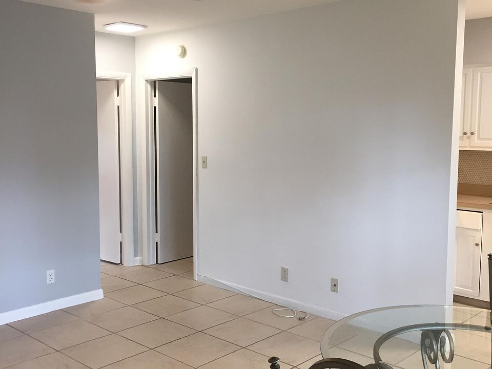1st image of 235 Seaview Ct #C