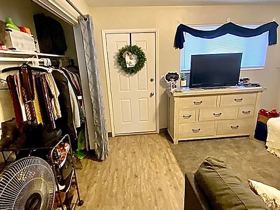 5th image of 640 E 600 N