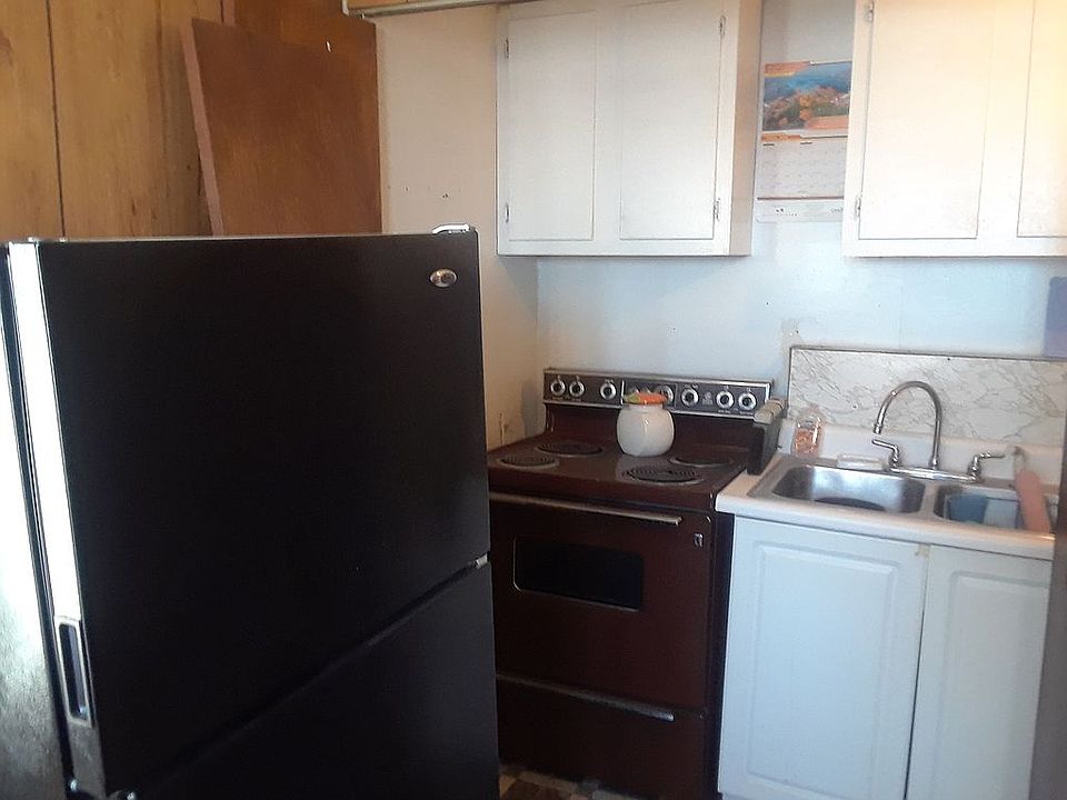 2nd image of 9442 S Broadway Unit 8