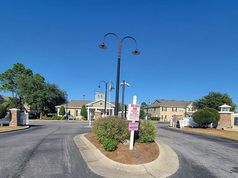 212 Cape Cod Dr — Photo 18