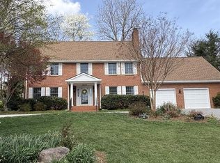 2904 Wakefield Dr, Blacksburg, VA 24060