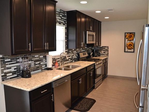 3rd image of 4046 Omeara Dr