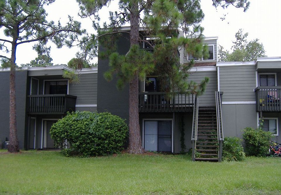 1st image of 295 Scottsdale Sq #295