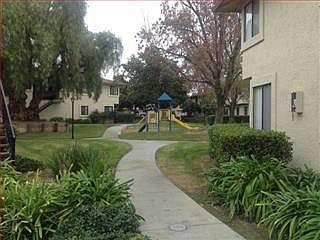 2nd image of 3245 Kenhill Dr