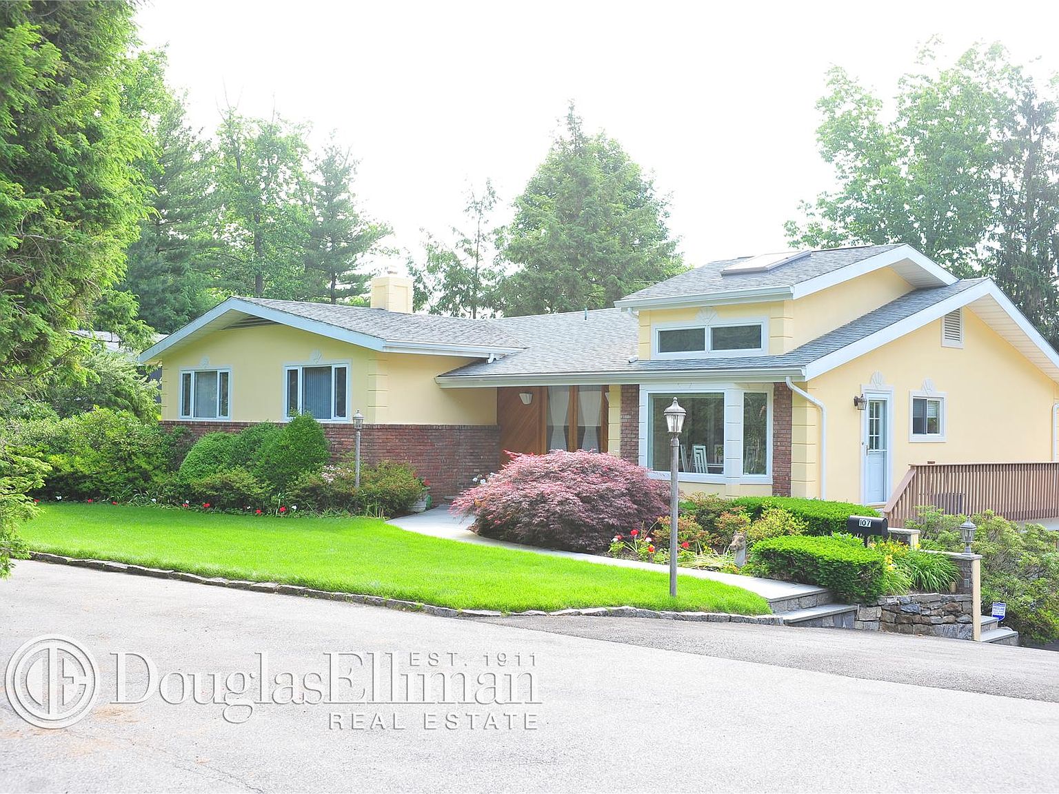 107 Lakeshore Dr, Eastchester, NY 10709 Zillow