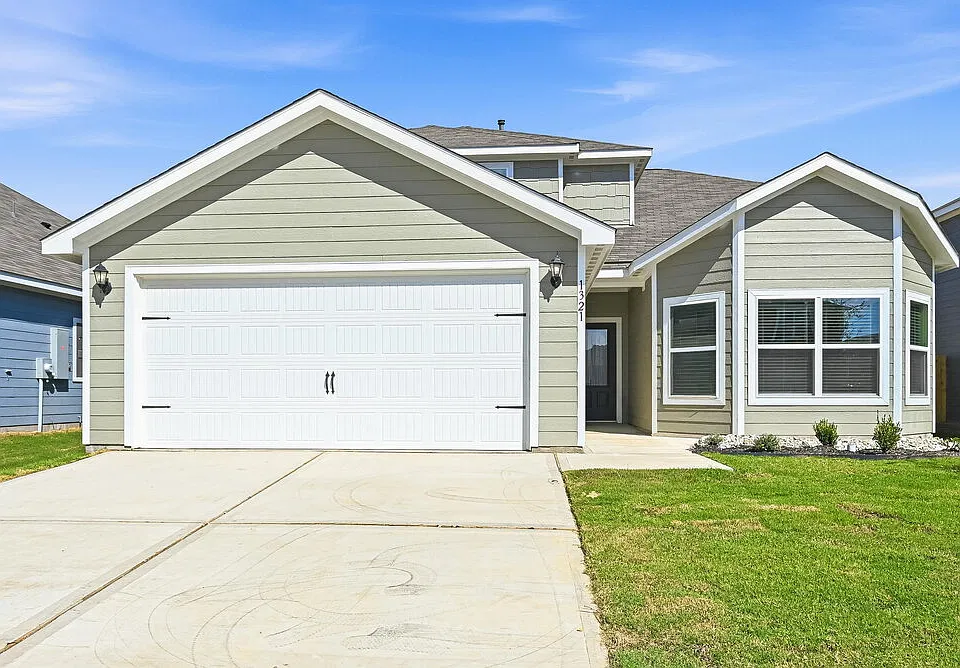 1321 Tilton Dr