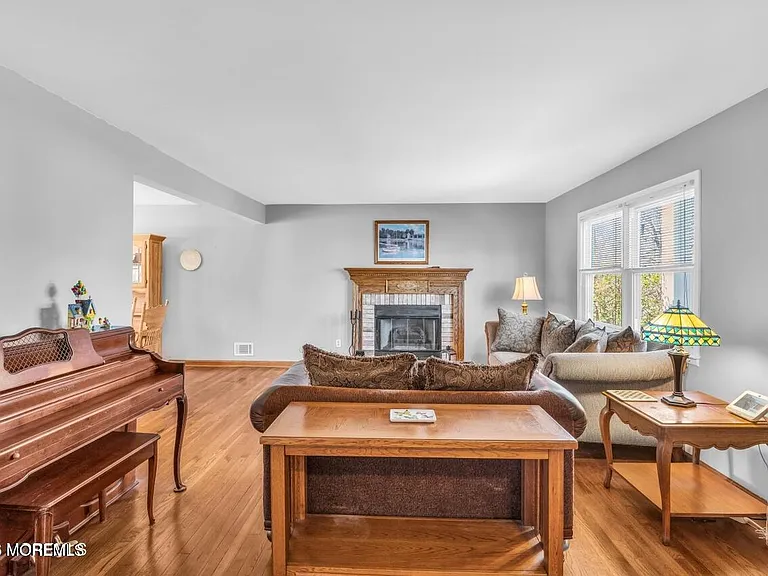 11 Benet Dr — Photo 4