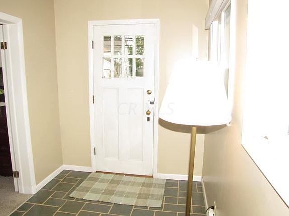 4th image of 299 E College Ave