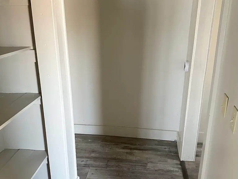 1050 Lakewood St #1S — Photo 12