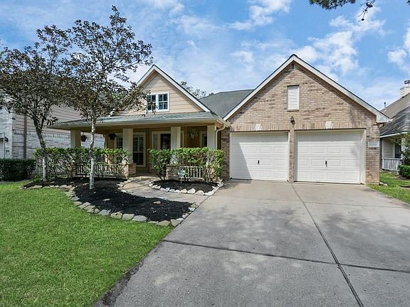 2nd image of 13339 Yaupon Holly Ln