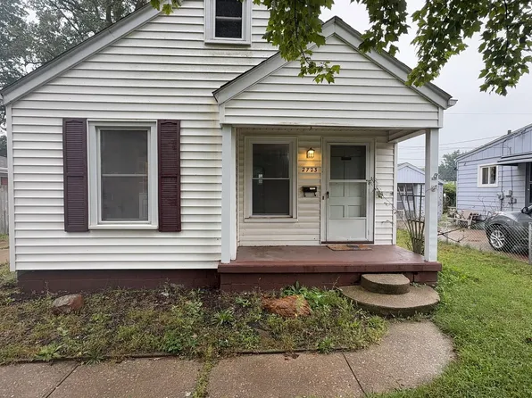 2723 Eldora Dr, Toledo, OH 43613