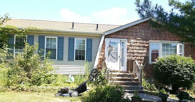 1st image of 18 Laura Dr