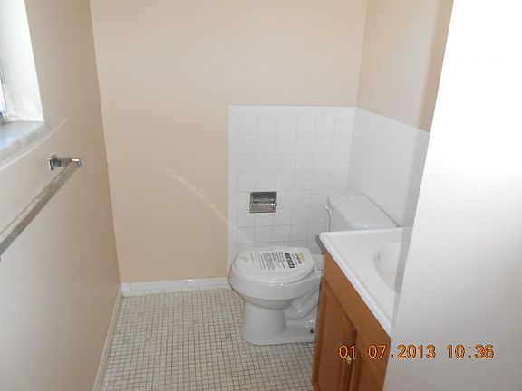 5th image of 1655 Central Pkwy