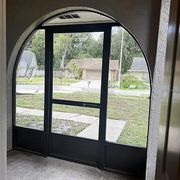 2042 Shadow Pine Dr — Photo 3