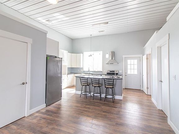 5th image of 1270 SW 50th Rd