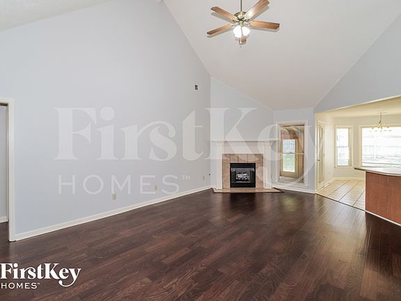 3rd image of 10292 N Green Moss Dr
