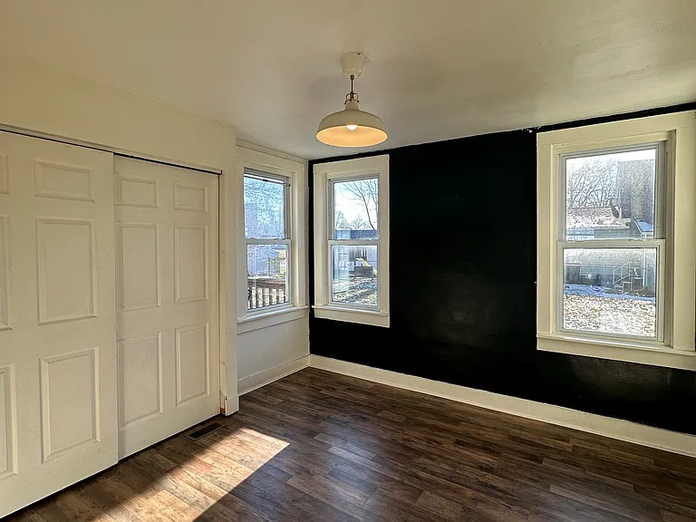 501 S Washington St #1 — Photo 10