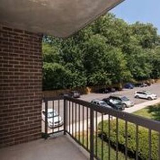 4th image of 9708 Kingsbridge Dr APT 204