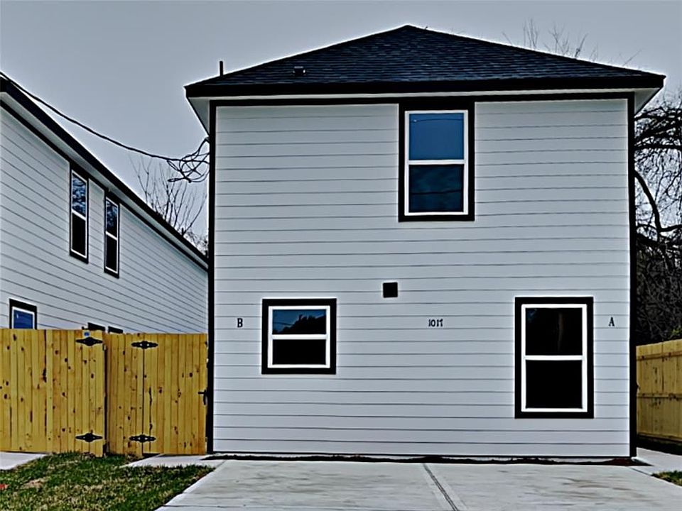 1st image of 1017 N Lane St Unit B