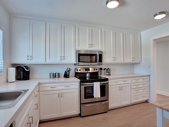 4th image of 1531 Buena Vis APT E