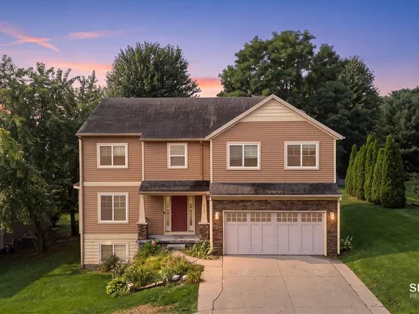 2959 Coppergrove Dr NE, Grand Rapids, MI 49525