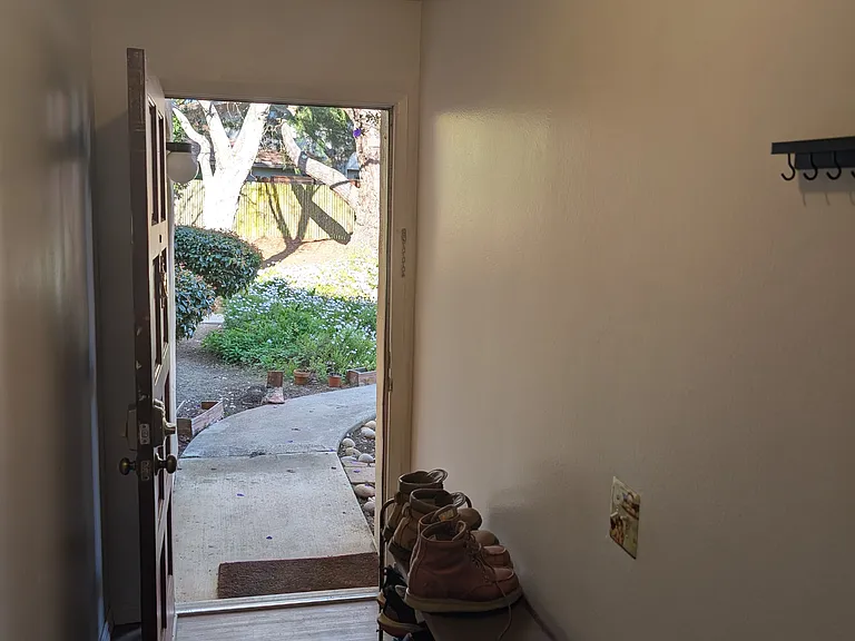 660 Nobel Dr #2D — Photo 7