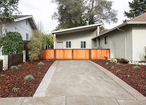 2246 Morlan Dr #A Photo 1