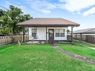 725 Saint Bernard Pkwy, Braithwaite, LA 70040