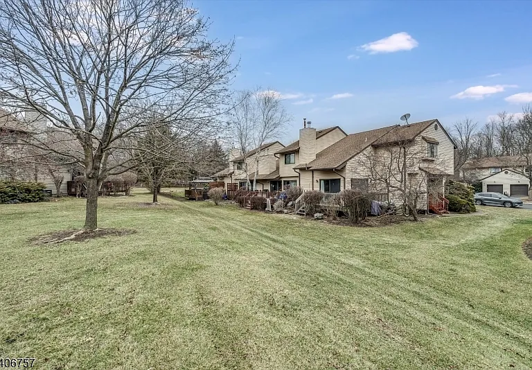 7 Eagle Dr — Photo 28