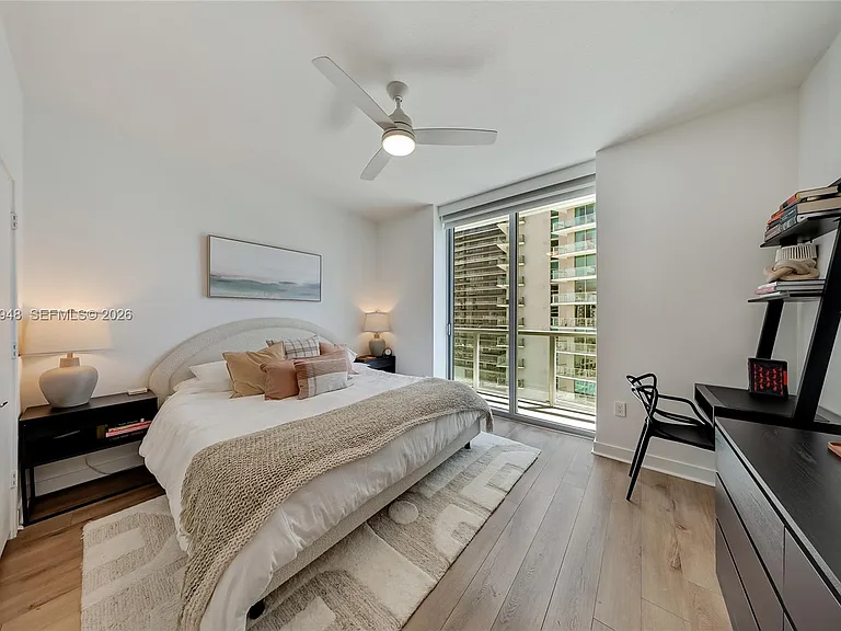 1111 SW 1st Ave #2719 — Photo 9