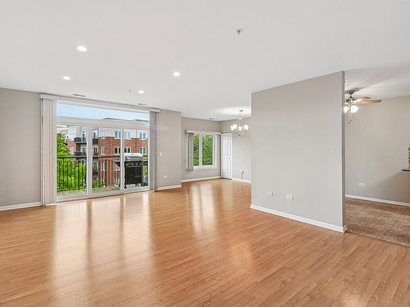 4th image of 860 Weidner Rd APT 404