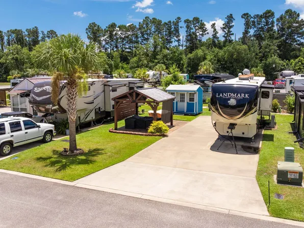 21240 Miflin Rd #27, Foley, AL 36535