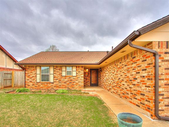 3rd image of 3028 SW 126th St