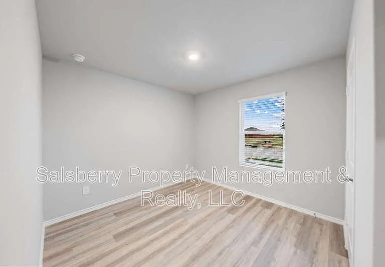 316 Smith Rd — Photo 19