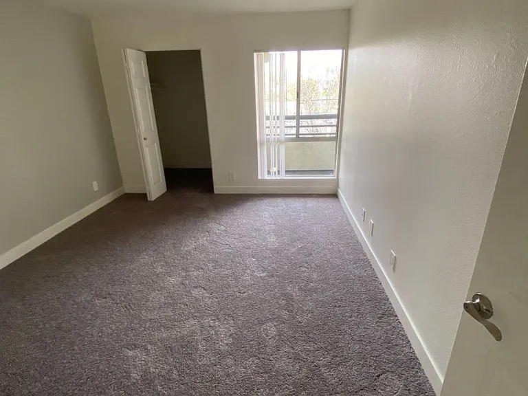 1250 N. June St. Los Angeles CA 90038 — Photo 10