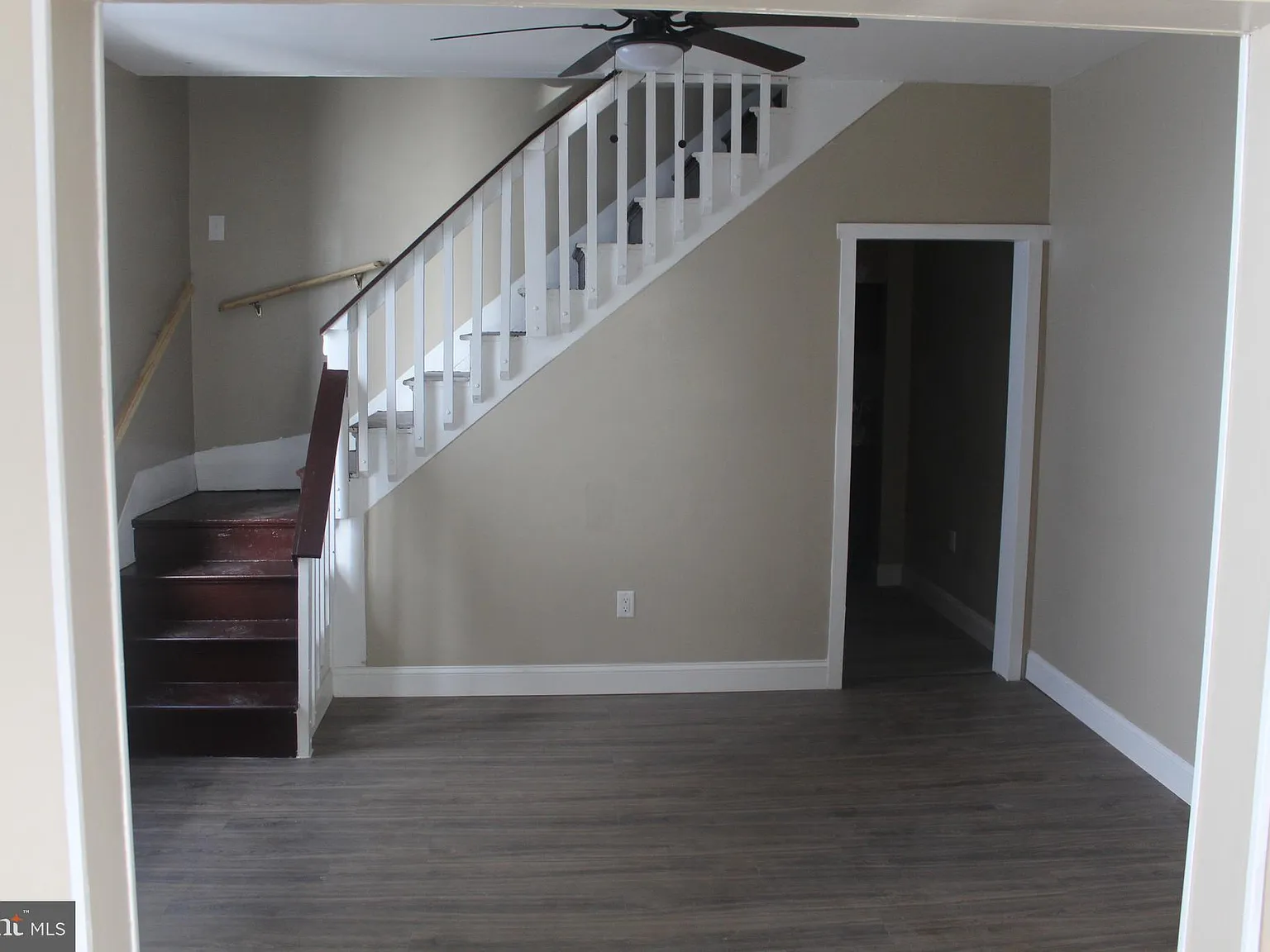 2 bed, 1984 sqft, $1,050 — Photo 4