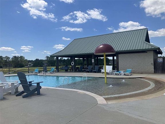 4th image of 3021 Lost Lake Ln