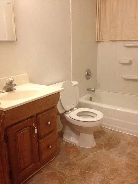 3524 #2 bath