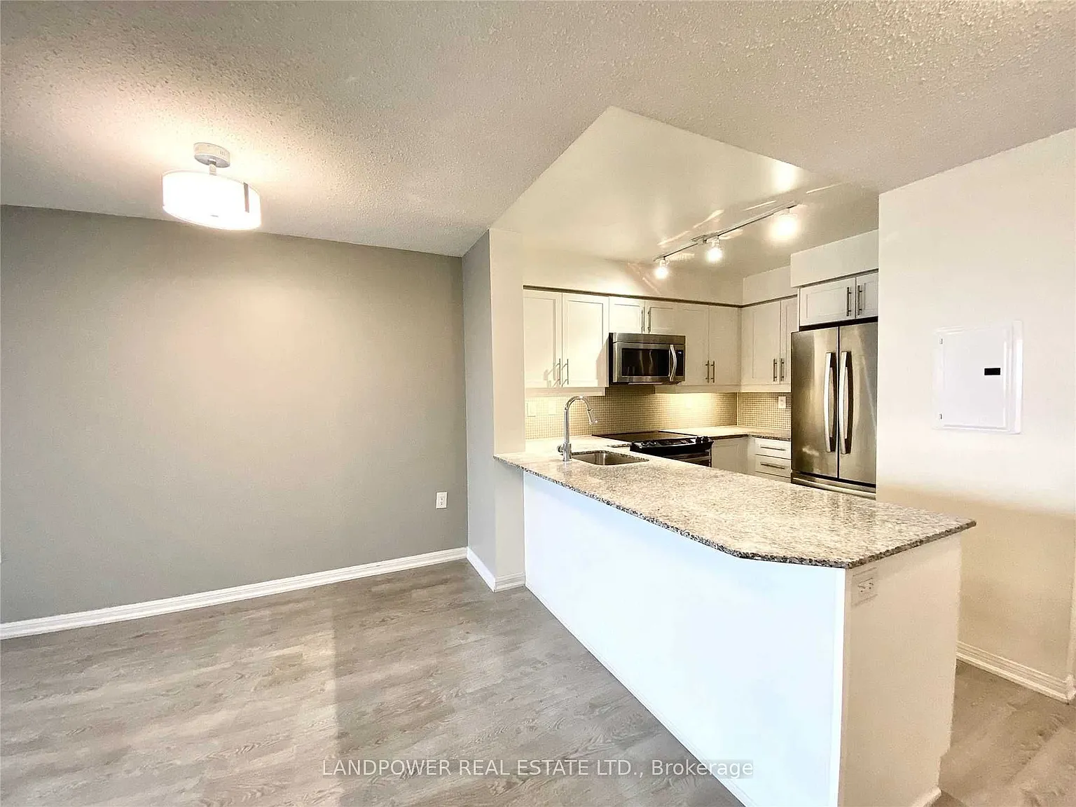 2 bed, $2,850 — Photo 3