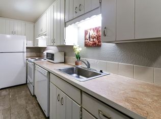 1111 9th St SE APT 3, Puyallup, WA 98372